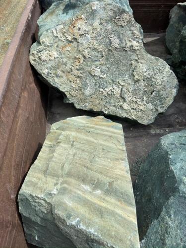 Ландшафтные глыбы зелёные 200-500 килограмм купить в Пущино