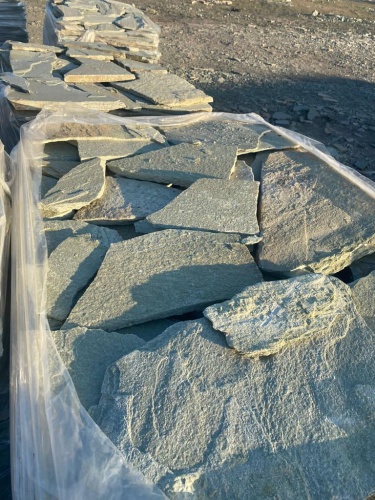 Плитняк златолит зелёный для цоколя, отмостки купить в Пущино