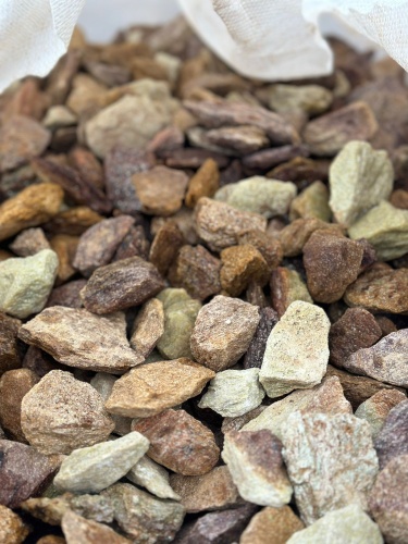 Златолит персиковый декоративная каменная крошка купить в Пущино