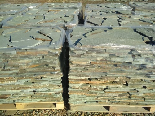 Плитняк златолит зелёный для цоколя, отмостки купить в Пущино