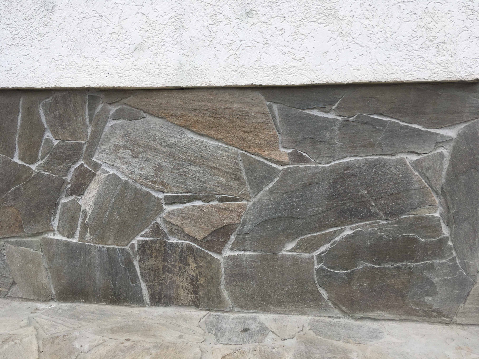 Плитняк златолит Уральский  для фасада купить в Пущино