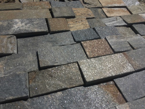 Плитка пилёная златолит Уральский для цоколя, отмостки купить в Пущино