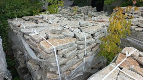 Гранитный плитняк галтованный для парковки купить в Пущино