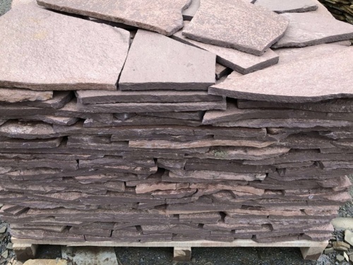 Плитняк лемезит бордовый для облицовки цоколя 20-25 мм  купить в Пущино