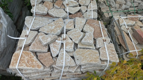 Гранитный плитняк галтованный для парковки купить в Пущино