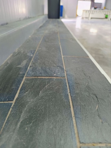 Плитка чёрная из натурального камня фасадная 30 см * 5 см, толщина 7 мм -30 мм купить в Пущино